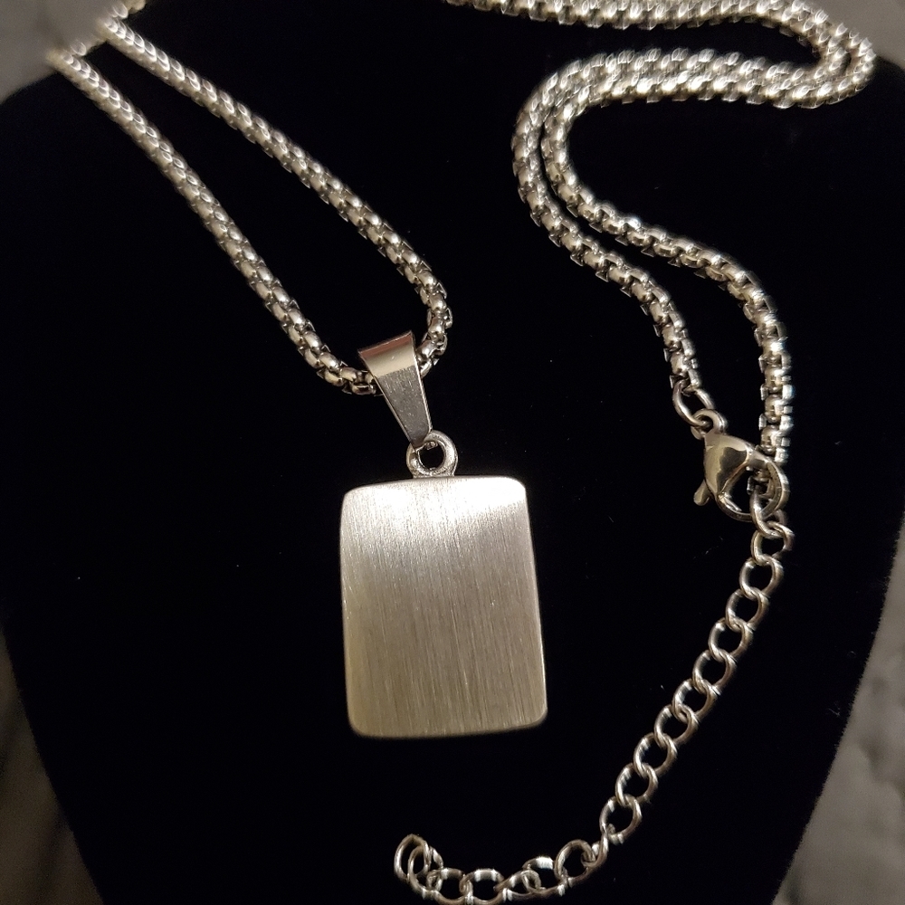New Silver Plated Initial "F" Box Chain Necklace - Picture 3 of 8